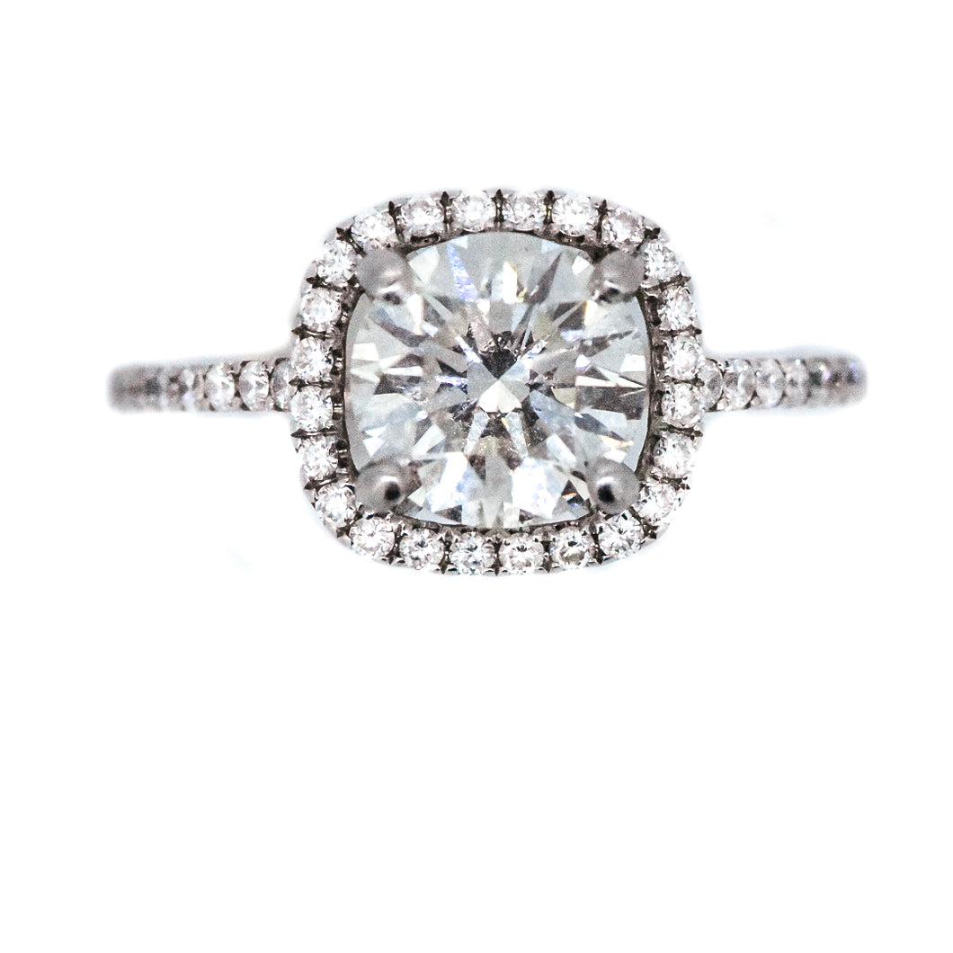 18K White Gold Engagement Ring with Halo