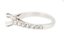 Load image into Gallery viewer, 14K White Gold Single Row Engagement Ring