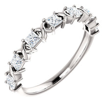 Load image into Gallery viewer, 14K Diamond Anniversary Band