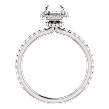 Load image into Gallery viewer, 14K Halo Style Engagement Ring