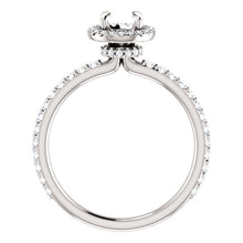 Load image into Gallery viewer, 14K Halo Style Engagement Ring
